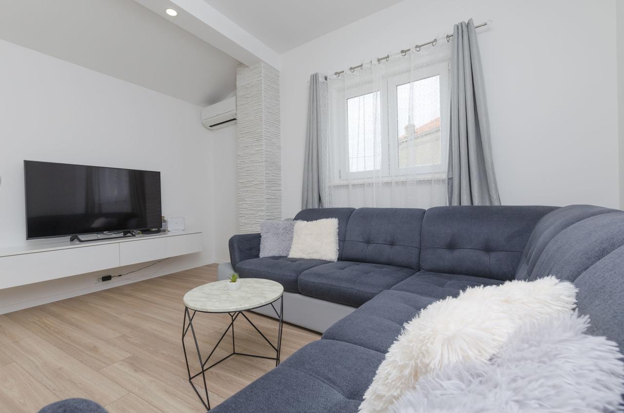 Apartments Dasa Primošten Eksteriør billede